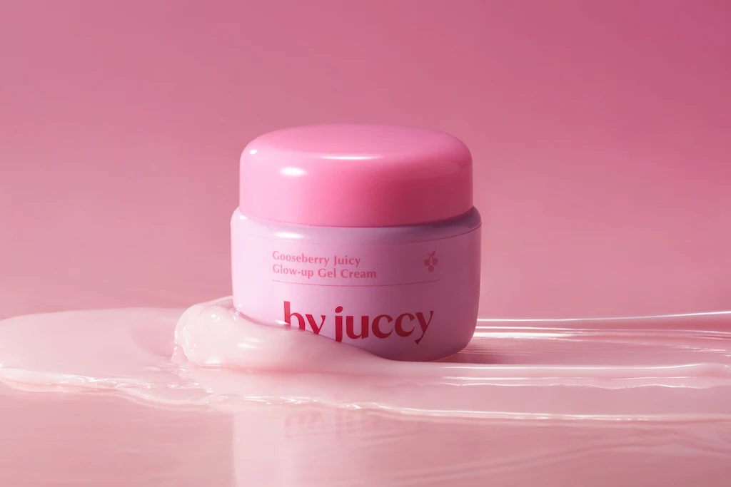 [By juccy] Gooseberry Juicy Glow up Gel Cream 55ml - Image 6