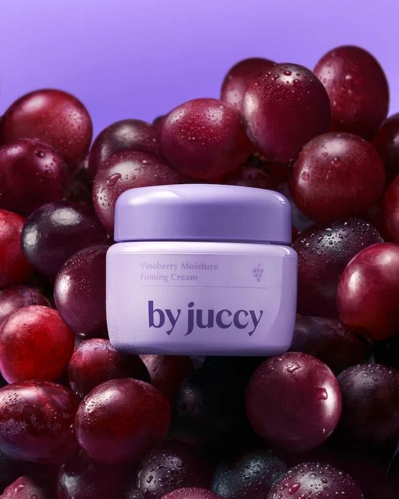 [By juccy] Vinoberry Moisture Firming Cream 55ml - Image 3