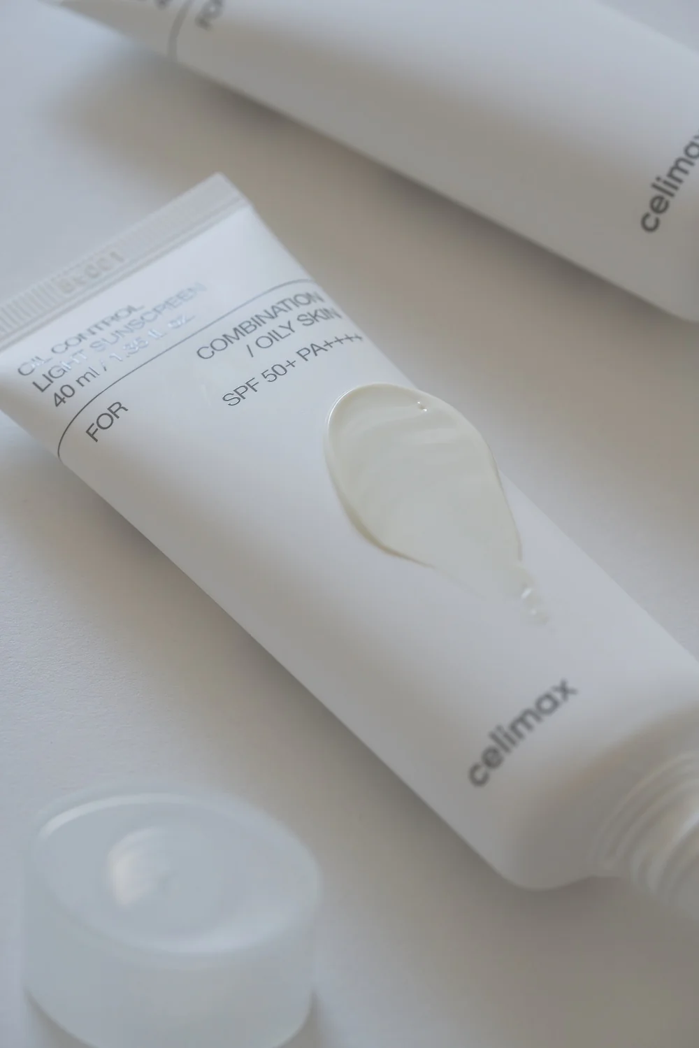 [celimax] Oil Control Light Sunscreen 40ml - Image 2