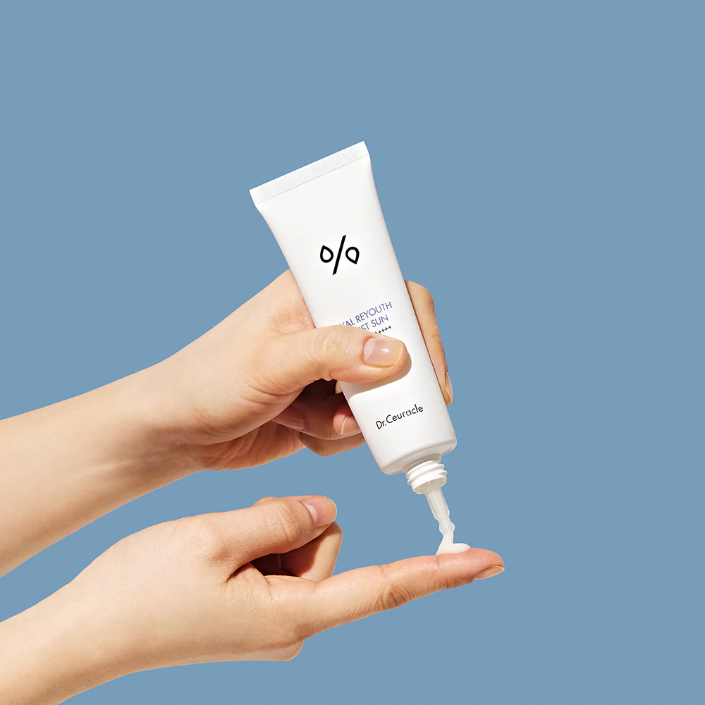 [Dr.Ceuracle] Hyal Reyouth Moist Sun SPF50+ PA++++ 50ml - Image 3