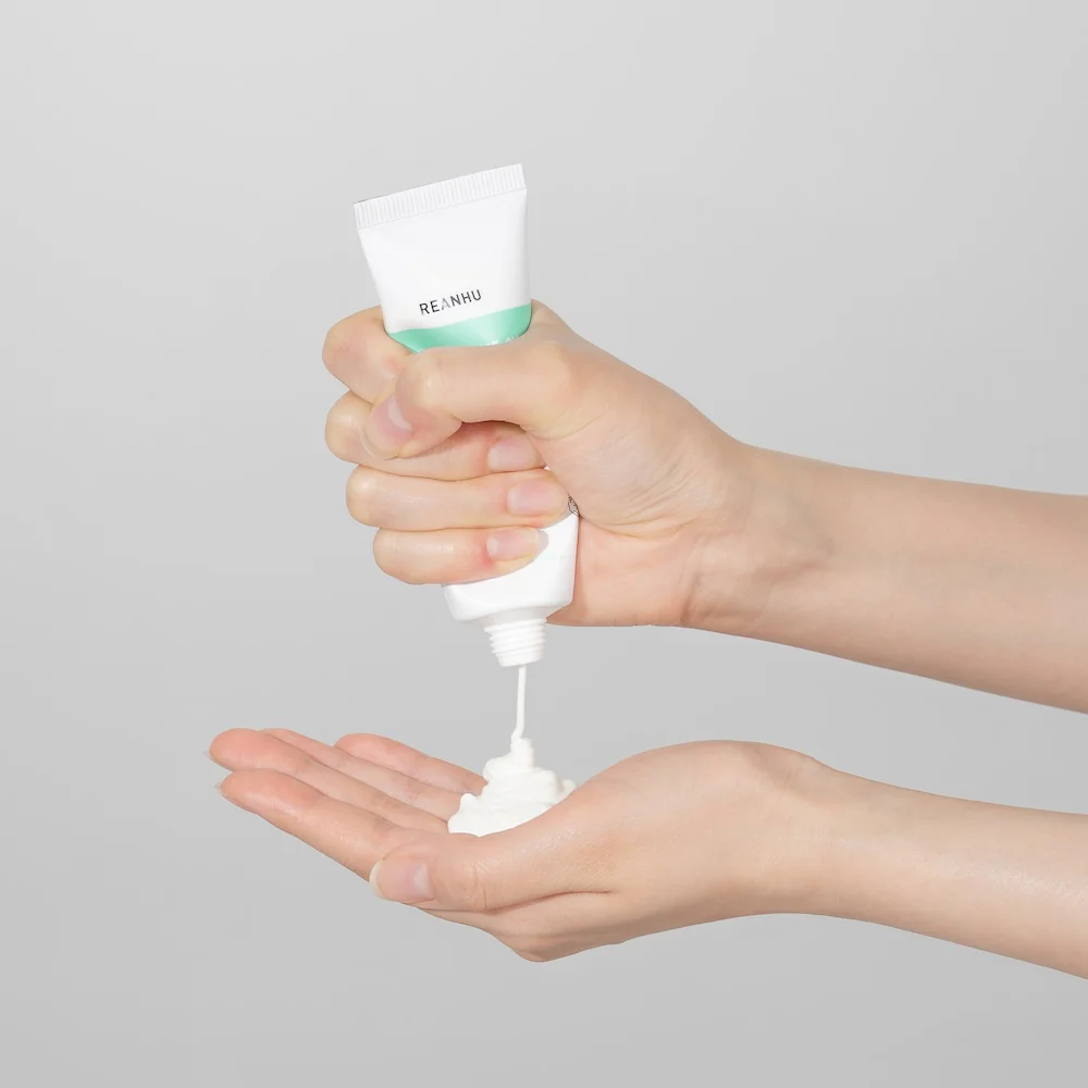 [Dr.petit] Reanhu Exosome-Cica Calming Sunscreen 50ml - Image 6