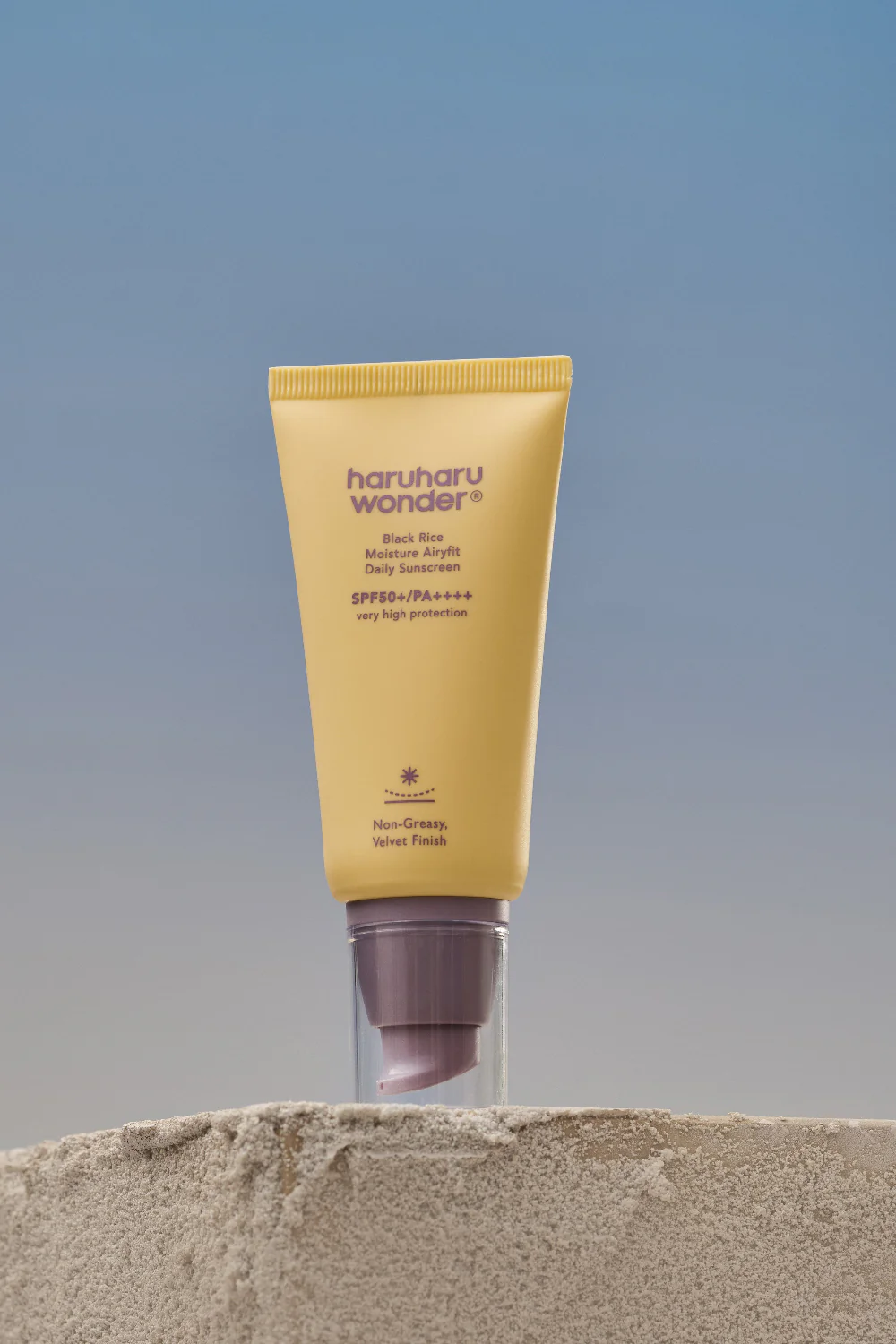 [haruharuwonder] Black Rice Moisture Airyfit Daily Sunscreen Unscented SPF50+ 50ml - Image 3