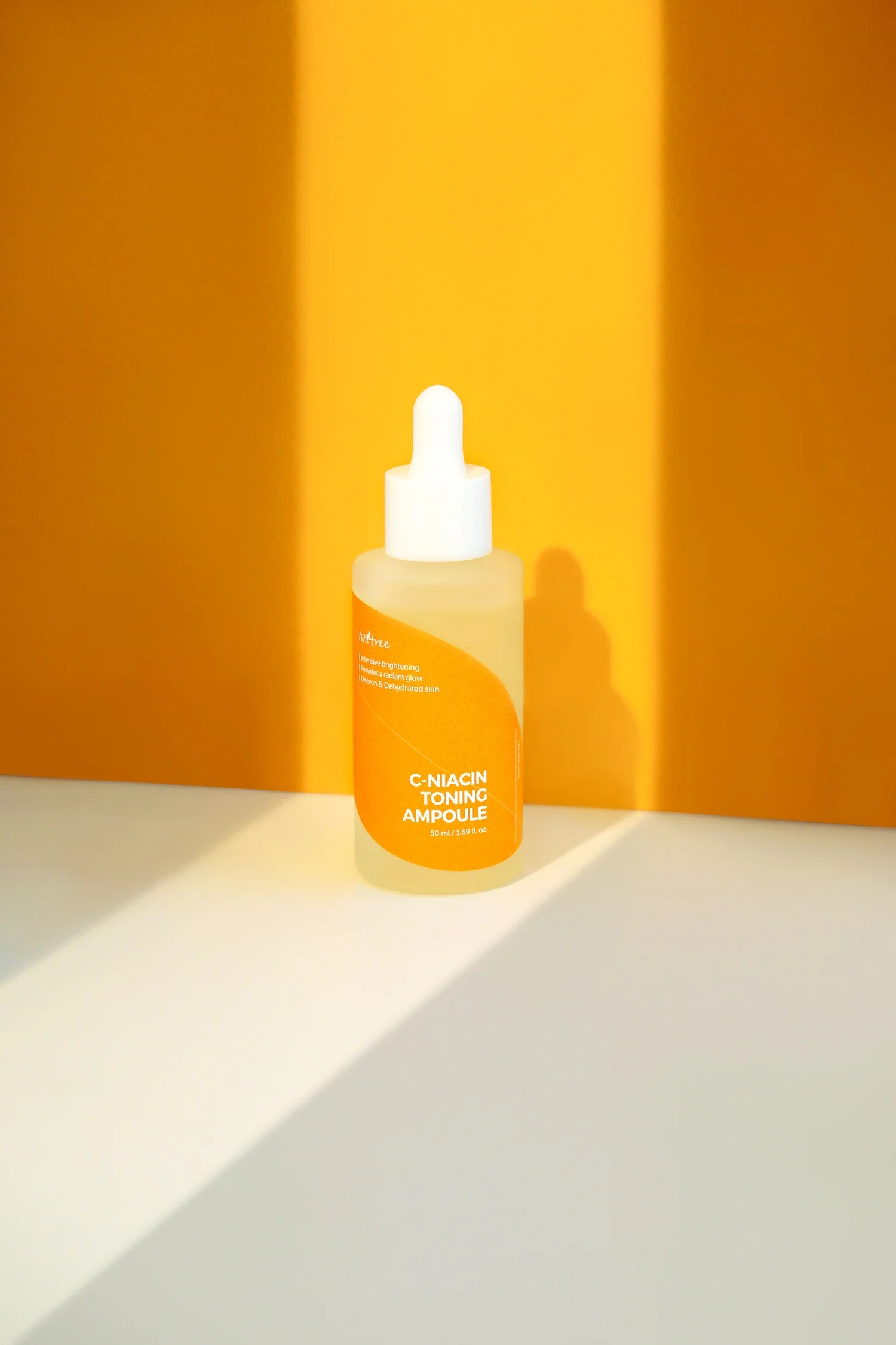 [Isntree] Ampolla tonificante de C-niacina 50 ml - Image 2