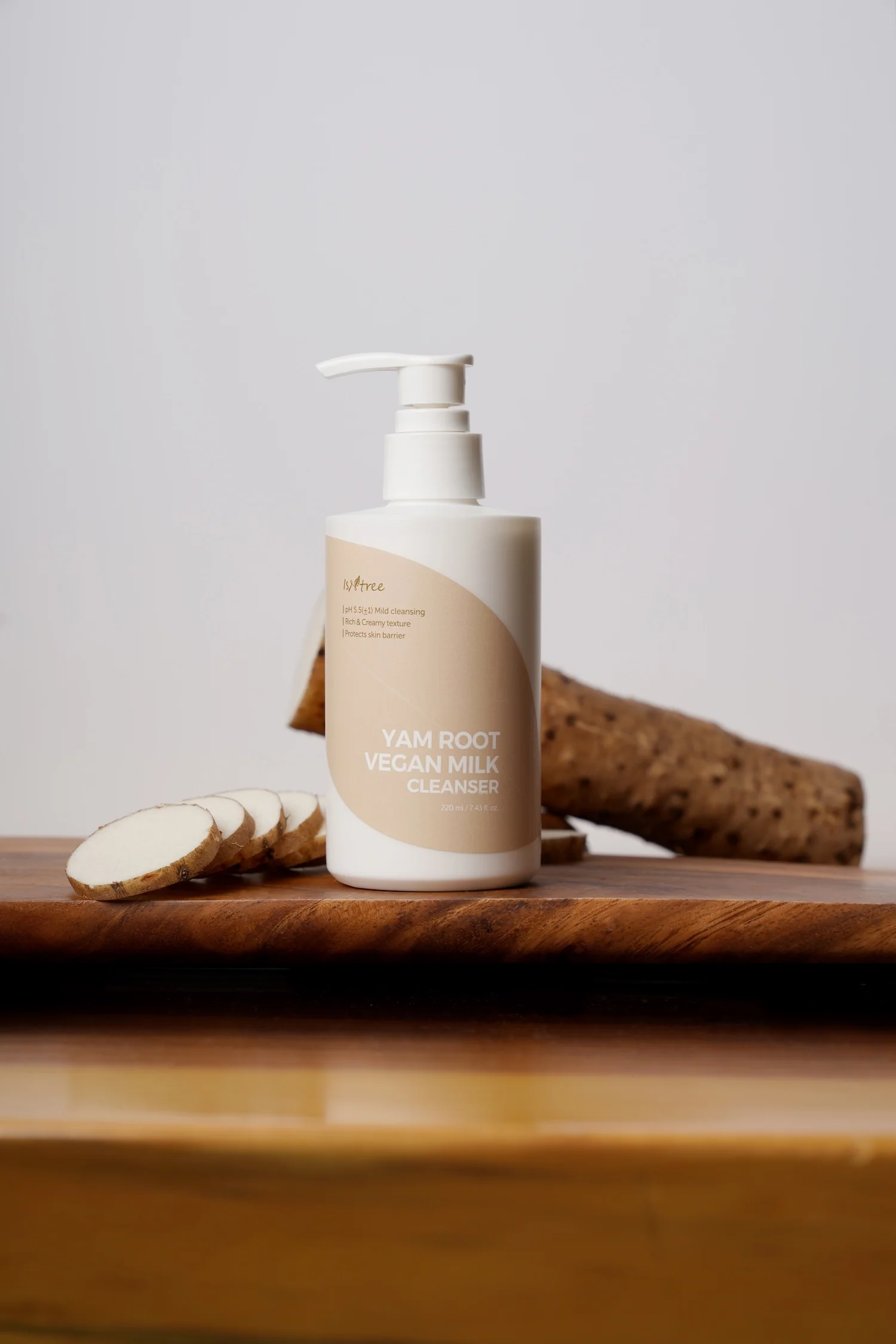 [Isntree] Leche limpiadora vegana de raíz de ñame 220 ml - Image 7