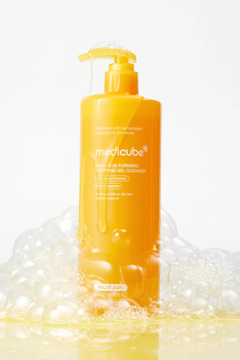 [Medicube] Kojic Acid Turmeric Gel to Foam Cleanser 500ml - Image 2