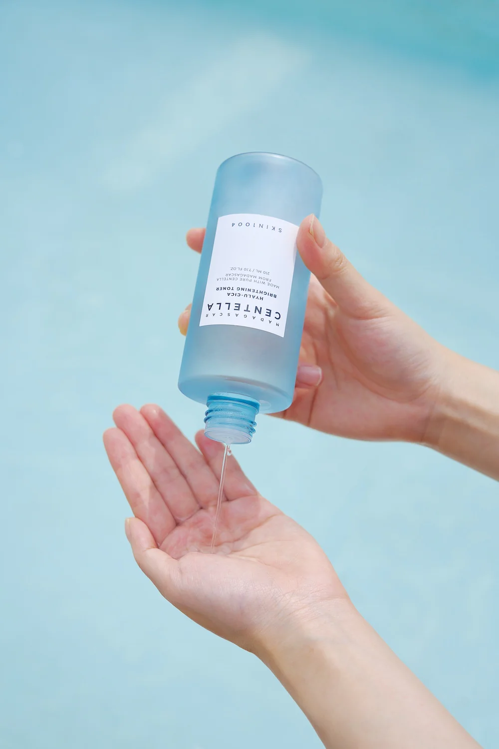 [SKIN1004] Madagascar Centella Hyalu-Cica Brightening Toner - 2 Size - Image 3