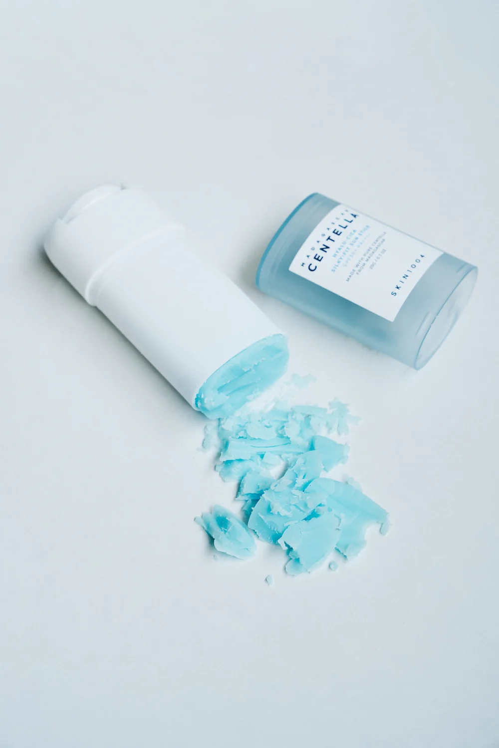 [SKIN1004] Madagascar Centella Hyalu-Cica Silky Fit Sun Stick - 2 Size - Image 18