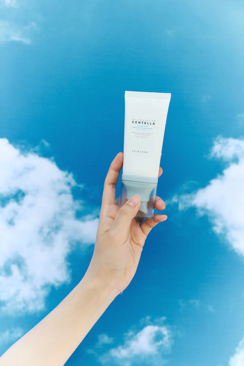 [SKIN1004] Madagascar Centella Hyalu-Cica Water-Fit Sun Serum - 3 Size - Image 9
