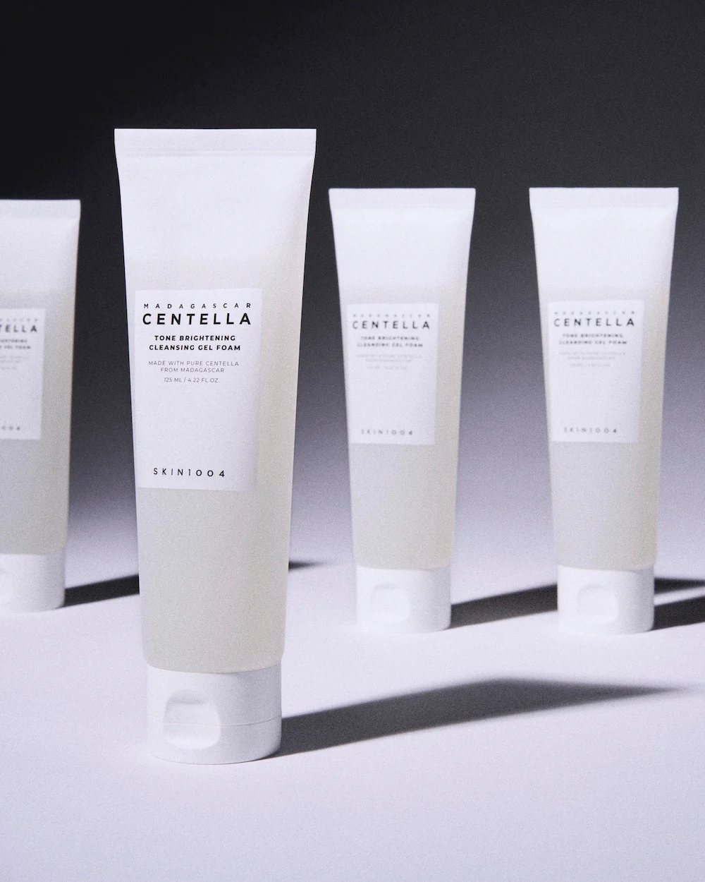 [SKIN1004] Madagascar Centella Tone Brightening Cleansing Gel Foam 125ml - Image 3