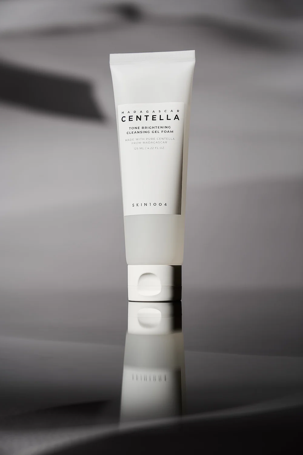 [SKIN1004] Madagascar Centella Tone Brightening Cleansing Gel Foam 125ml - Image 5
