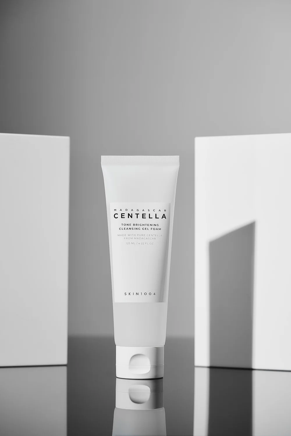 [SKIN1004] Madagascar Centella Tone Brightening Cleansing Gel Foam 125ml - Image 8