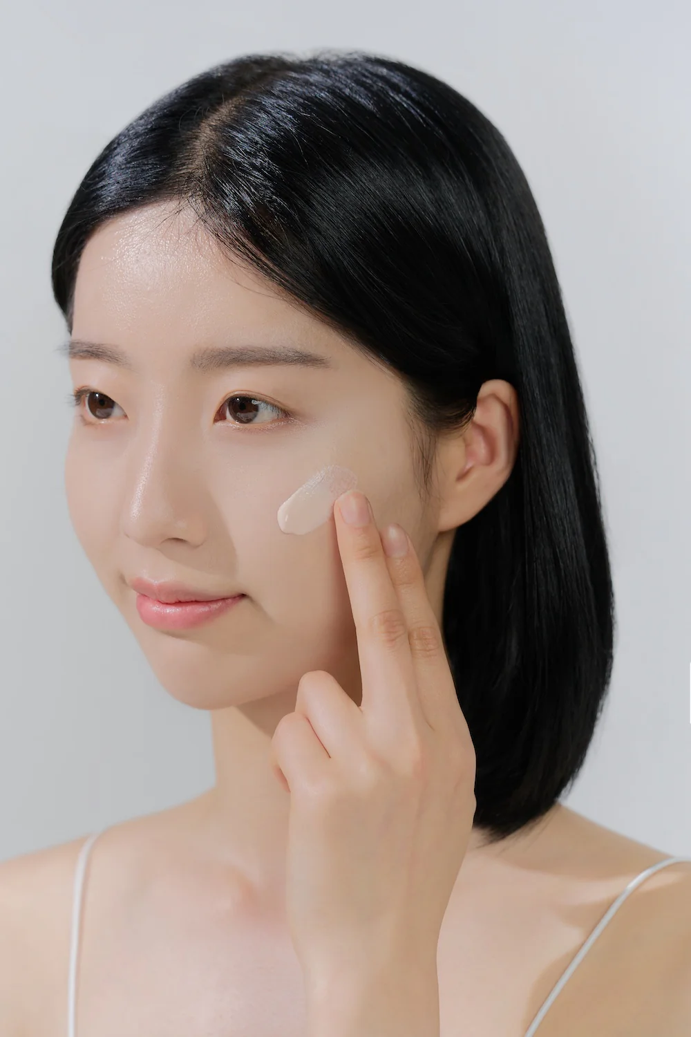 [SKIN1004] Madagascar Centella Tone Brightening Tone-Up Sunscreen 50ml - Image 3